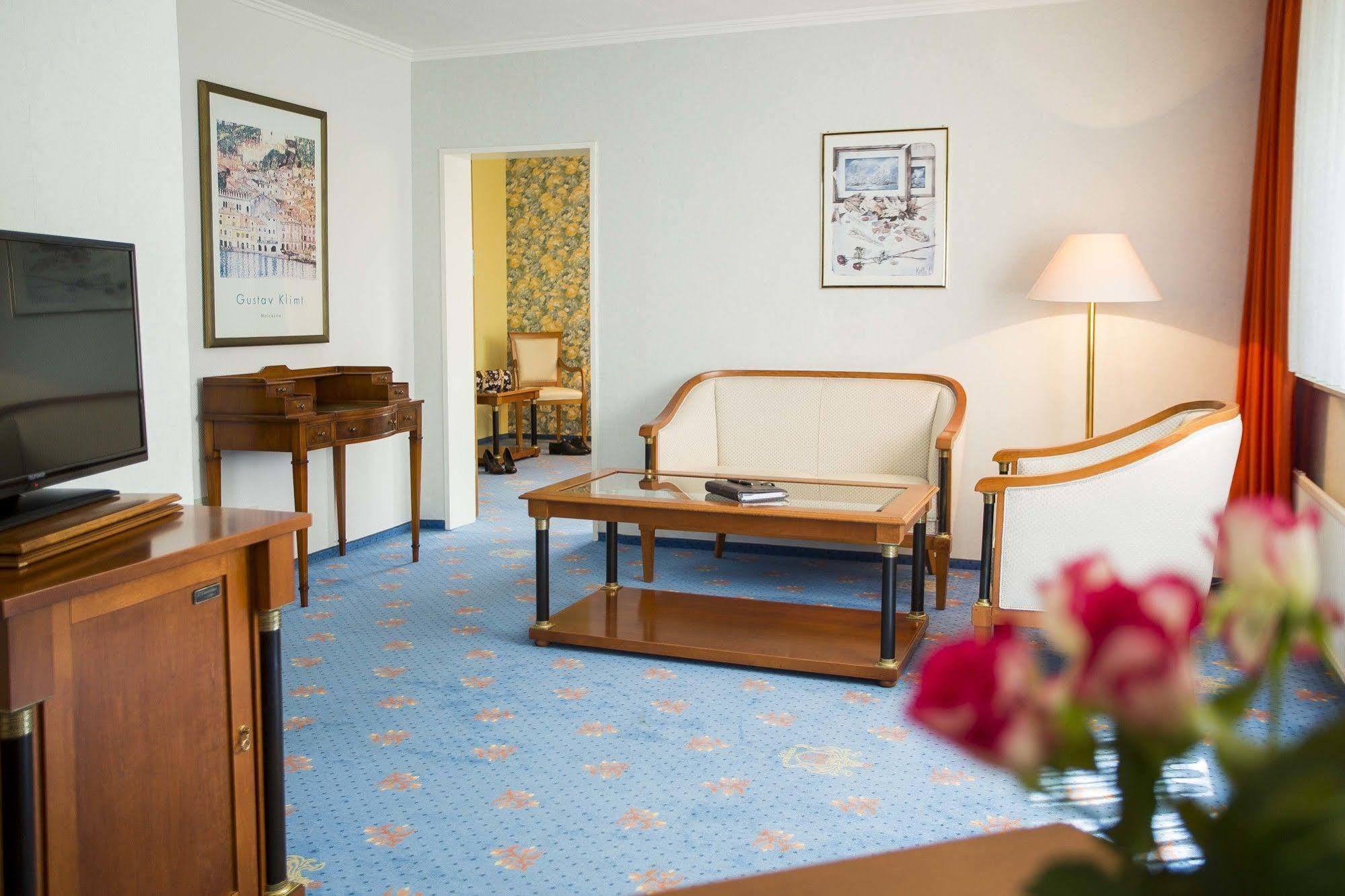 Parkhotel Maasberg バート・ゾーベルンハイム エクステリア 写真
